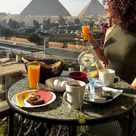 Unique Pyramids Boutique Inn Kafret el-Gabal Exterior foto